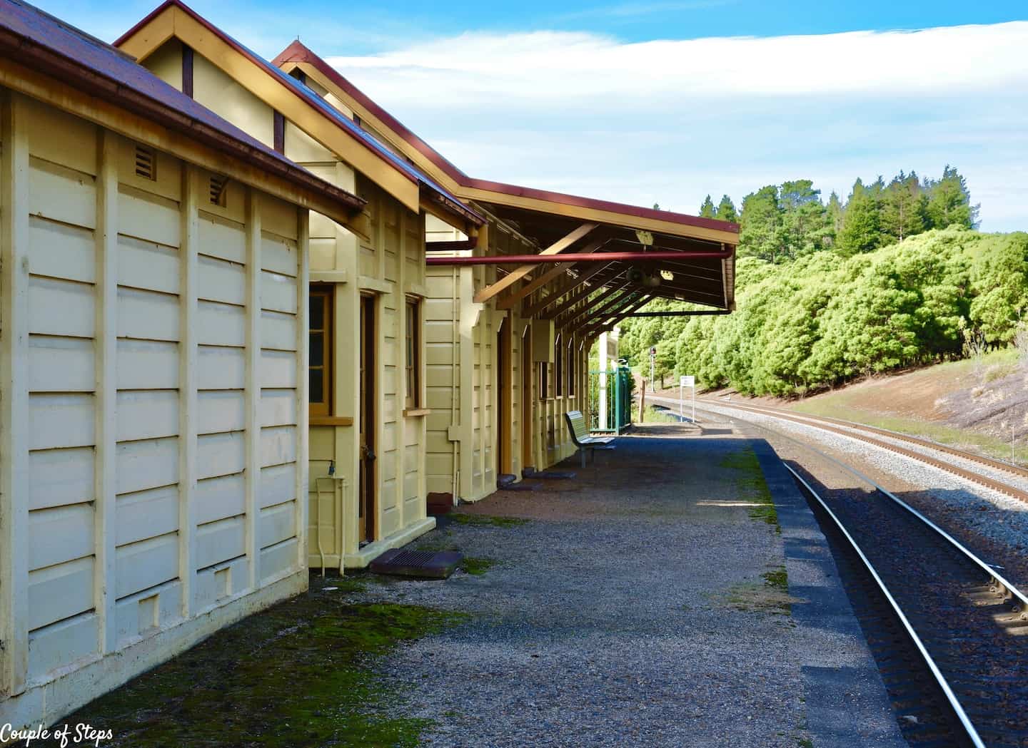 Visite la estación de tren Heritage bellamente restaurada | par de pasos